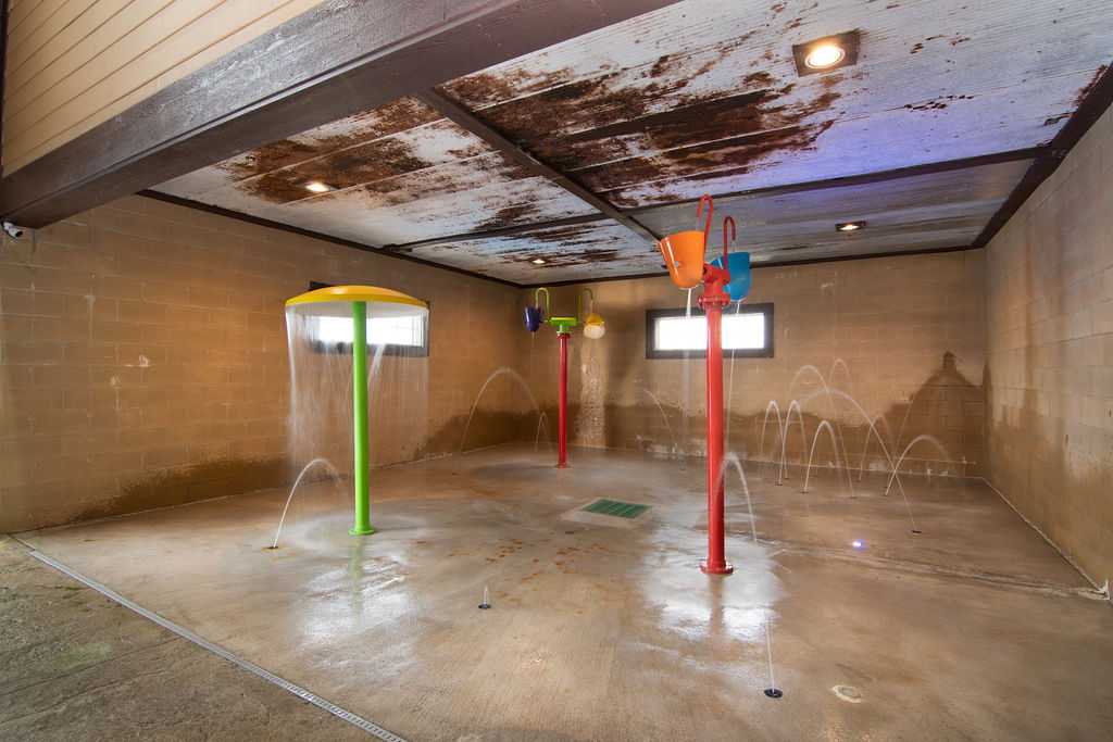 indoor splash pda